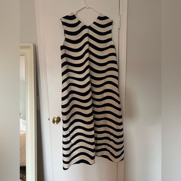 💙 NWT Marimekko x Uniqlo Navy and White Wave Pattern Midi Dress- size L 💙 - Picture 4 of 9